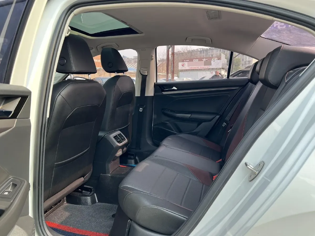 2021 Volkswagen Bora 1.5L 113HP L4 6AT,autocango,china used car exporter,china ev exporter,chinese used car exporter,chinese used ev exporter