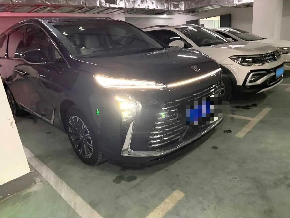 2025 Buick GL8 2.0T 237HP L4 9AT,autocango,china used car exporter,china ev exporter,chinese used car exporter,chinese used ev exporter