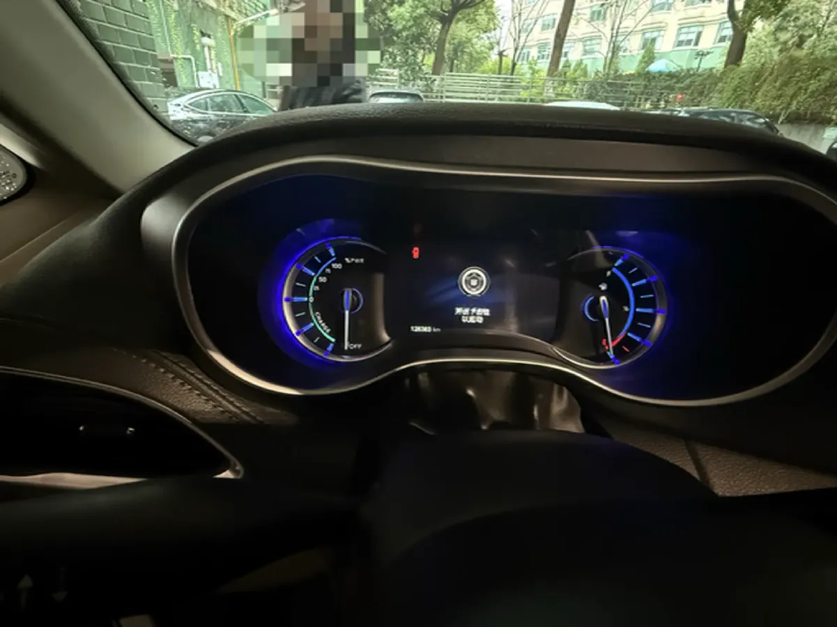 2018 Chrysler Pacifica 3.6L 245HP V6 E-CVT PHEV 16KWH,autocango,china used car exporter,china ev exporter,chinese used car exporter,chinese used ev exporter