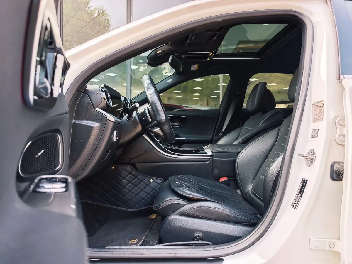 2022 Mercedes-Benz C Class 1.5T 170HP L4 9AT,autocango,china used car exporter,china ev exporter,chinese used car exporter,chinese used ev exporter