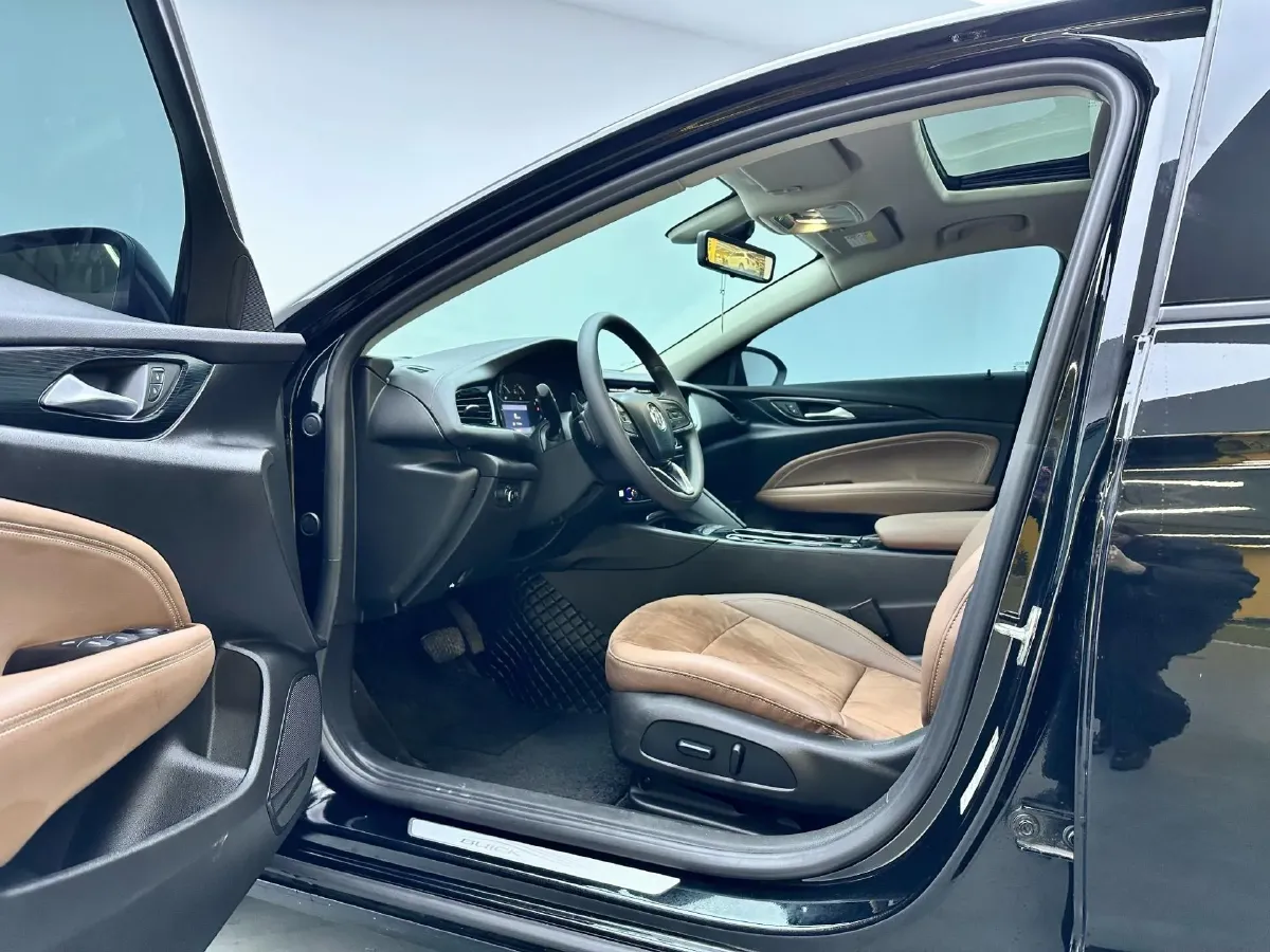 2022 Buick Regal 1.5T 169HP L4 9AT,autocango,china used car exporter,china ev exporter,chinese used car exporter,chinese used ev exporter