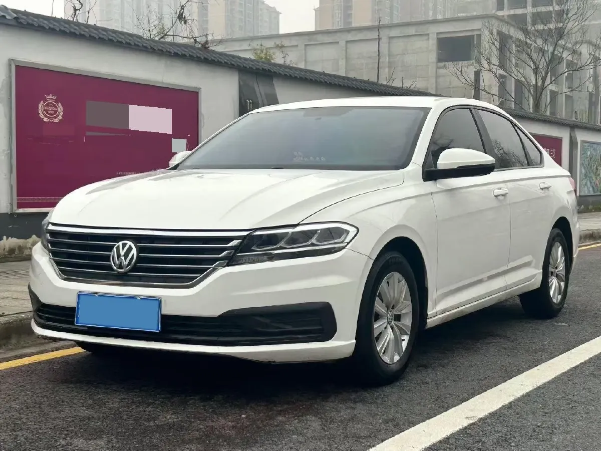 2018 Landwind XiaoYao 1.5T 163HP L4 CVT,autocango,china used car exporter,china ev exporter,chinese used car exporter,chinese used ev exporter
