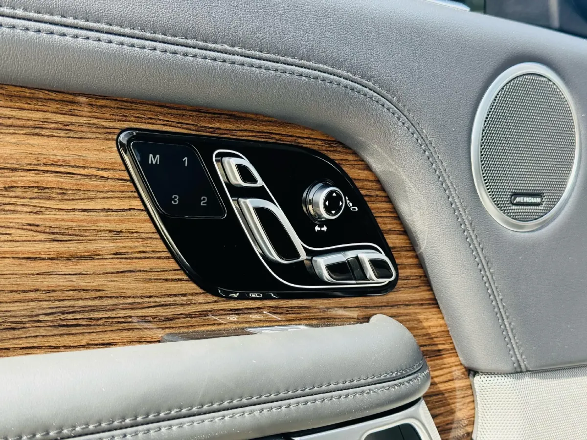 2018 Land Rover Range Rover 3.0T 340HP V6 8AT,autocango,china used car exporter,china ev exporter,chinese used car exporter,chinese used ev exporter