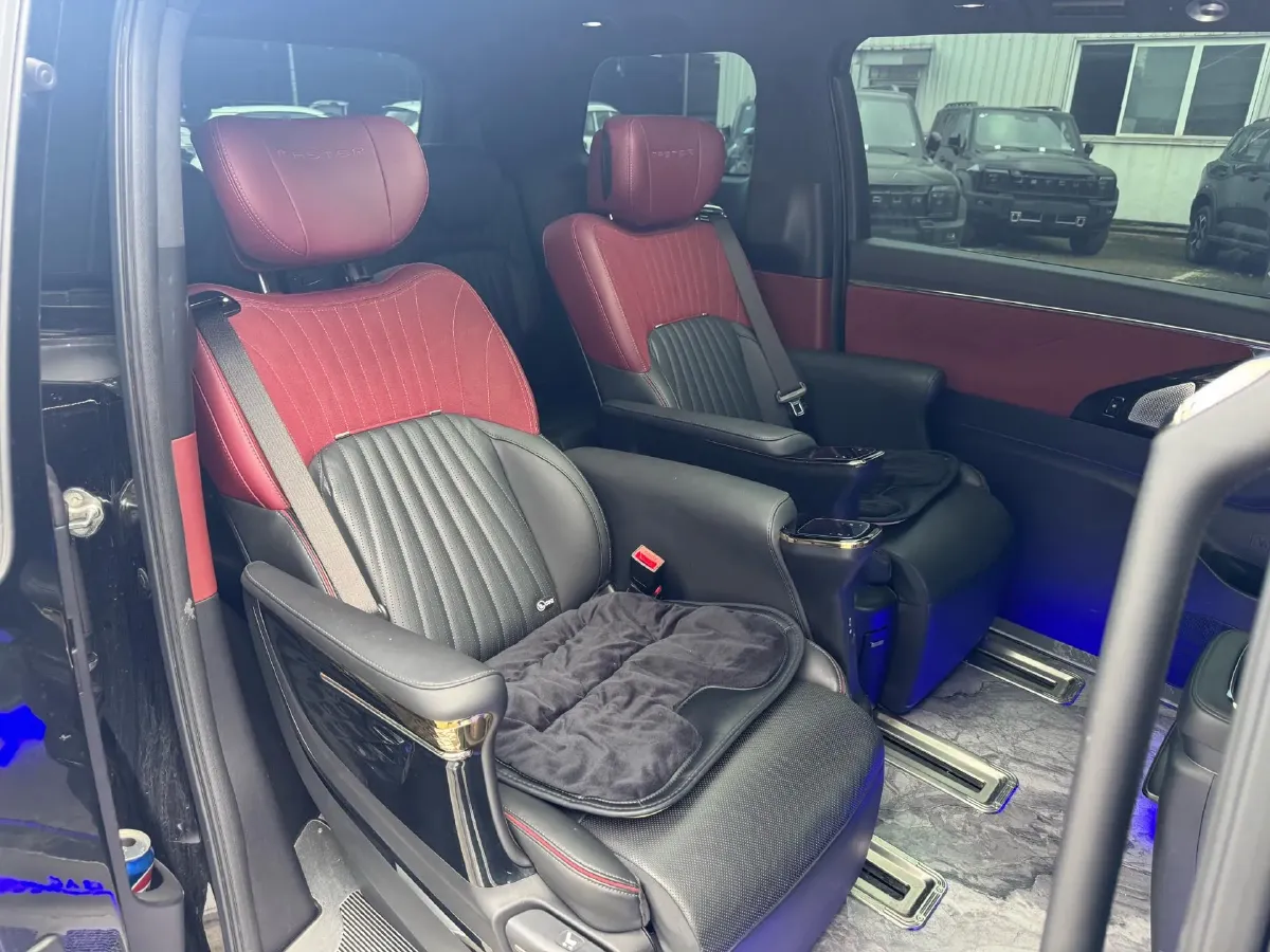 2023 GAC Trumpchi M8 2.0T 252HP L4 8AT,autocango,china used car exporter,china ev exporter,chinese used car exporter,chinese used ev exporter