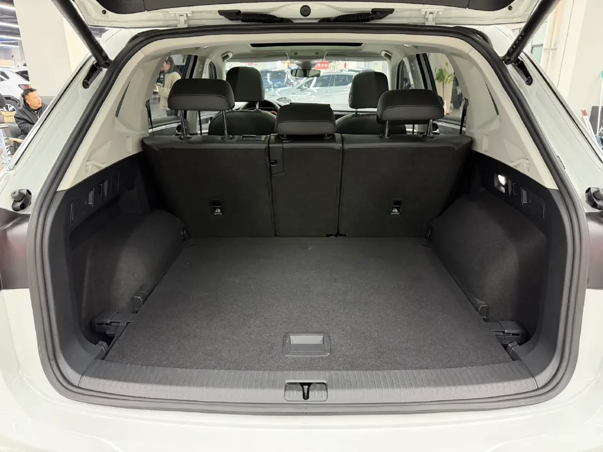 2023 Volkswagen Tayron 1.4T 150HP L4 7DCT,autocango,china used car exporter,china ev exporter,chinese used car exporter,chinese used ev exporter