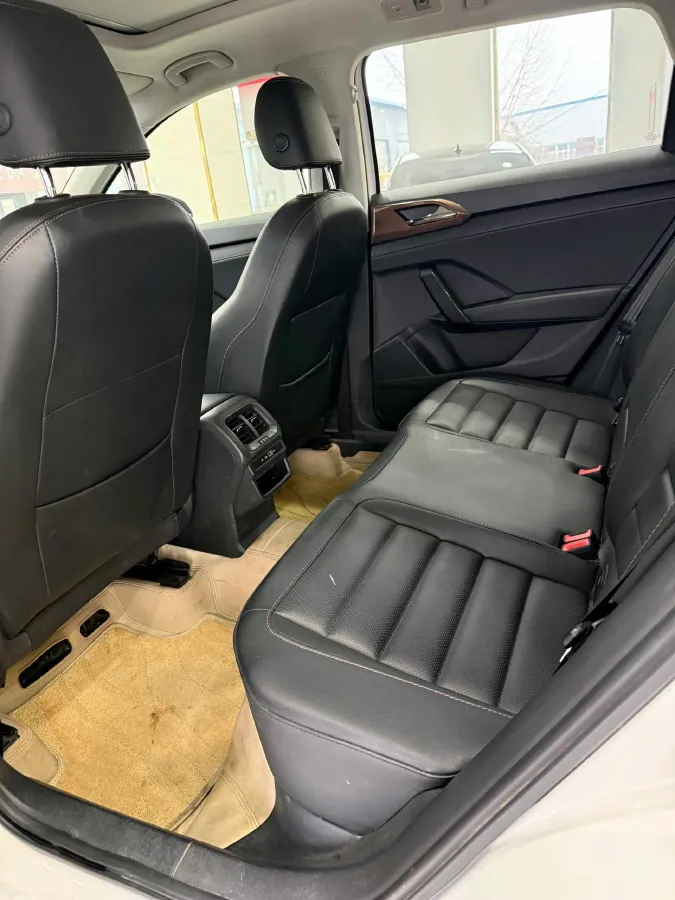 2021 Volkswagen Tharu 1.4T 150HP L4 7DCT,autocango,china used car exporter,china ev exporter,chinese used car exporter,chinese used ev exporter