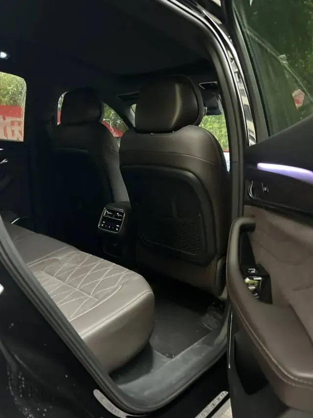 2026 Geely Monjaro 2.0T 272HP L4 8AT,autocango,china used car exporter,china ev exporter,chinese used car exporter,chinese used ev exporter