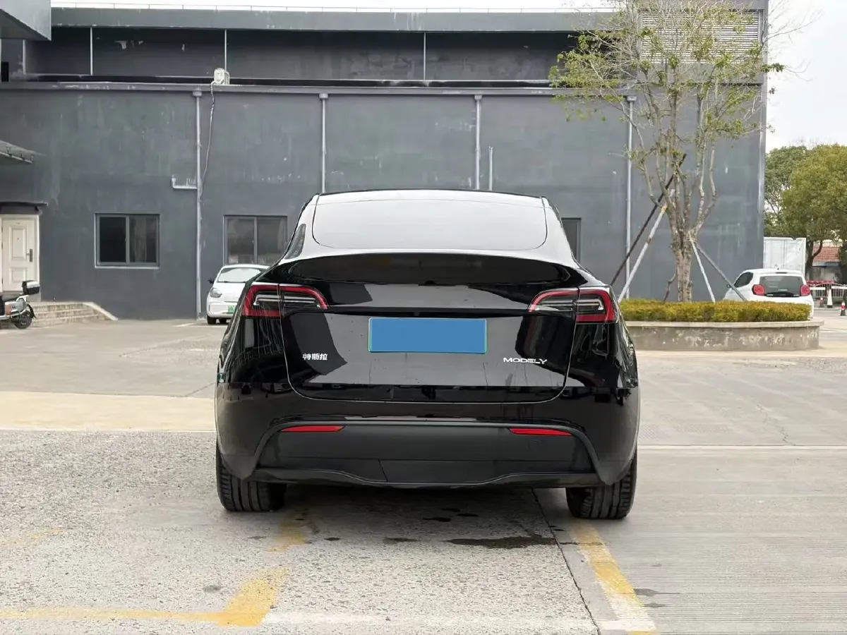 2022 Tesla Model Y BEV 60KWH,autocango,china used car exporter,china ev exporter,chinese used car exporter,chinese used ev exporter