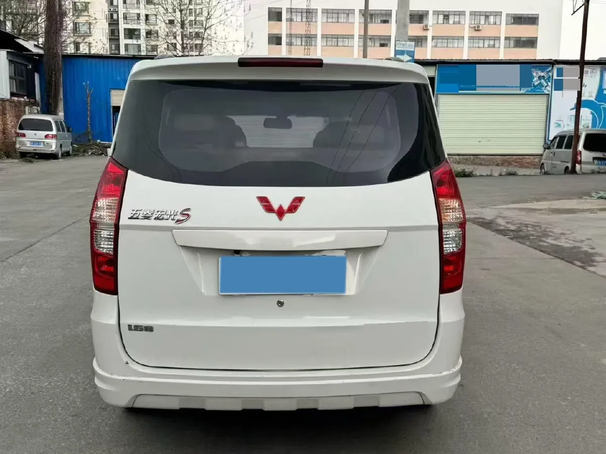 2016 WuLing HongGuang 1.5L 112HP L4 5MT,autocango,china used car exporter,china ev exporter,chinese used car exporter,chinese used ev exporter