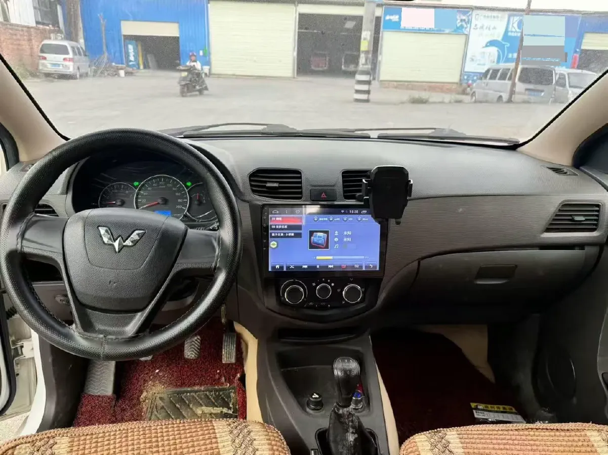 2016 WuLing HongGuang 1.5L 112HP L4 5MT,autocango,china used car exporter,china ev exporter,chinese used car exporter,chinese used ev exporter