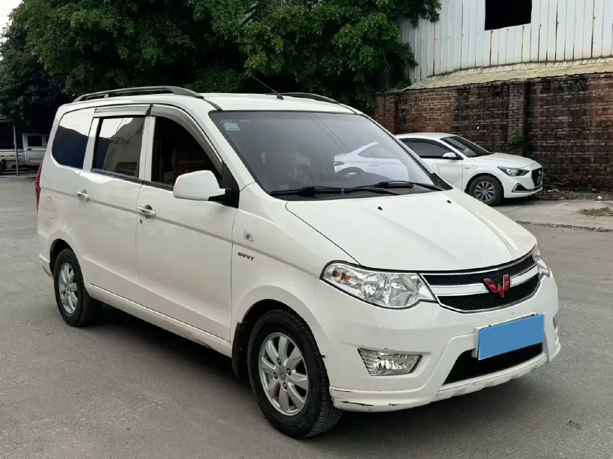2016 WuLing HongGuang 1.5L 112HP L4 5MT,autocango,china used car exporter,china ev exporter,chinese used car exporter,chinese used ev exporter