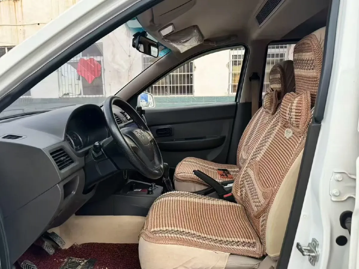 2016 WuLing HongGuang 1.5L 112HP L4 5MT,autocango,china used car exporter,china ev exporter,chinese used car exporter,chinese used ev exporter