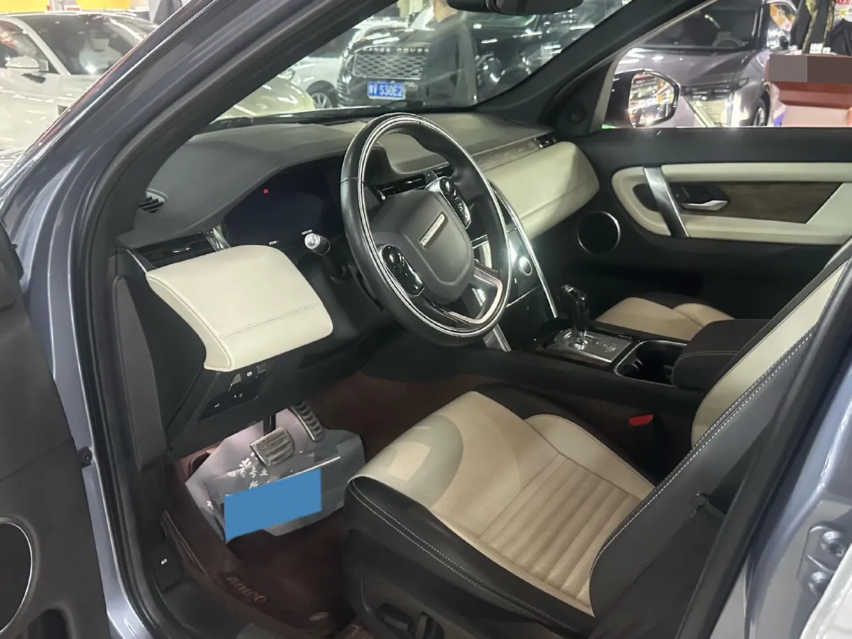 2020 Land Rover Discovery Sport 2.0T 249HP L4 9AT,autocango,china used car exporter,china ev exporter,chinese used car exporter,chinese used ev exporter