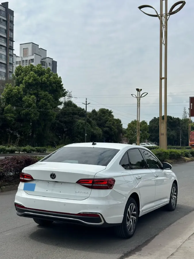 2023 Volkswagen Lavida 1.5L 110HP L4 6AT,autocango,china used car exporter,china ev exporter,chinese used car exporter,chinese used ev exporter