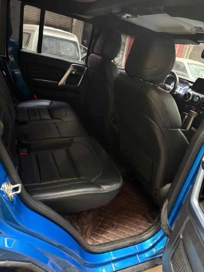 2018 Beijing BJ40 2.3T 250HP L4 6AT,autocango,china used car exporter,china ev exporter,chinese used car exporter,chinese used ev exporter