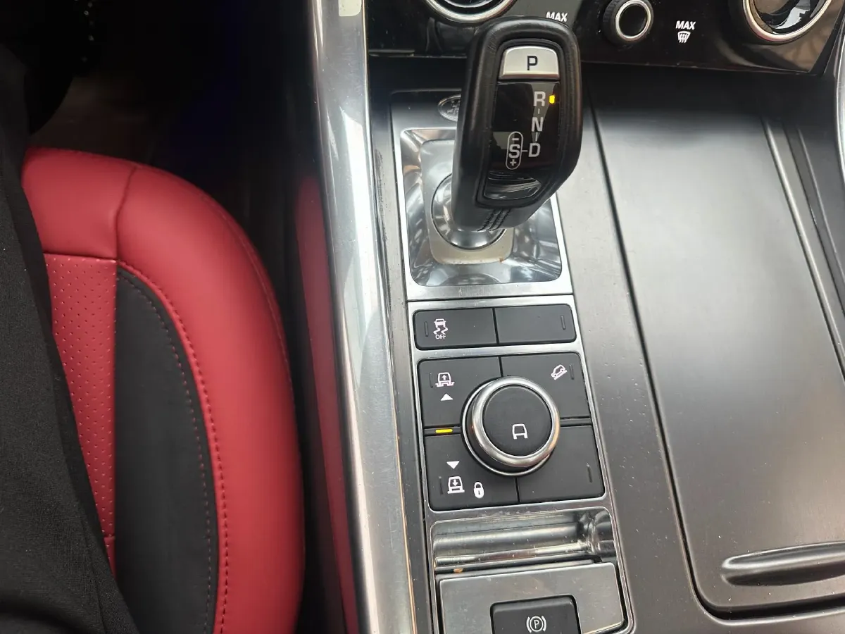 2018 Land Rover Range Rover Sport 3.0T 340HP V6 8AT,autocango,china used car exporter,china ev exporter,chinese used car exporter,chinese used ev exporter