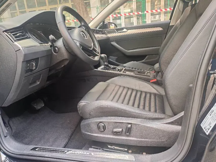 2019 Chevrolet Malibu XL 2.0T 241HP L4 9AT,autocango,china used car exporter,china ev exporter,chinese used car exporter,chinese used ev exporter