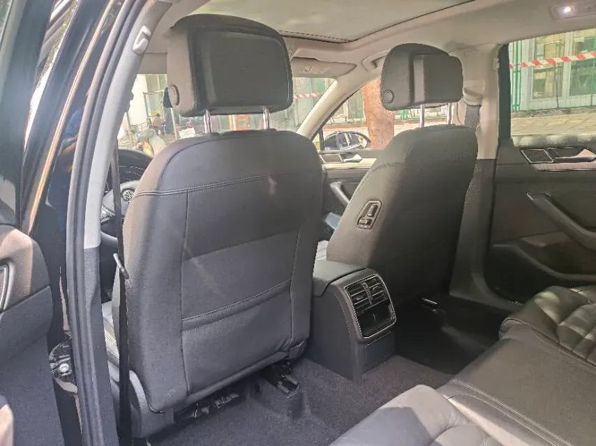 2019 Chevrolet Malibu XL 2.0T 241HP L4 9AT,autocango,china used car exporter,china ev exporter,chinese used car exporter,chinese used ev exporter