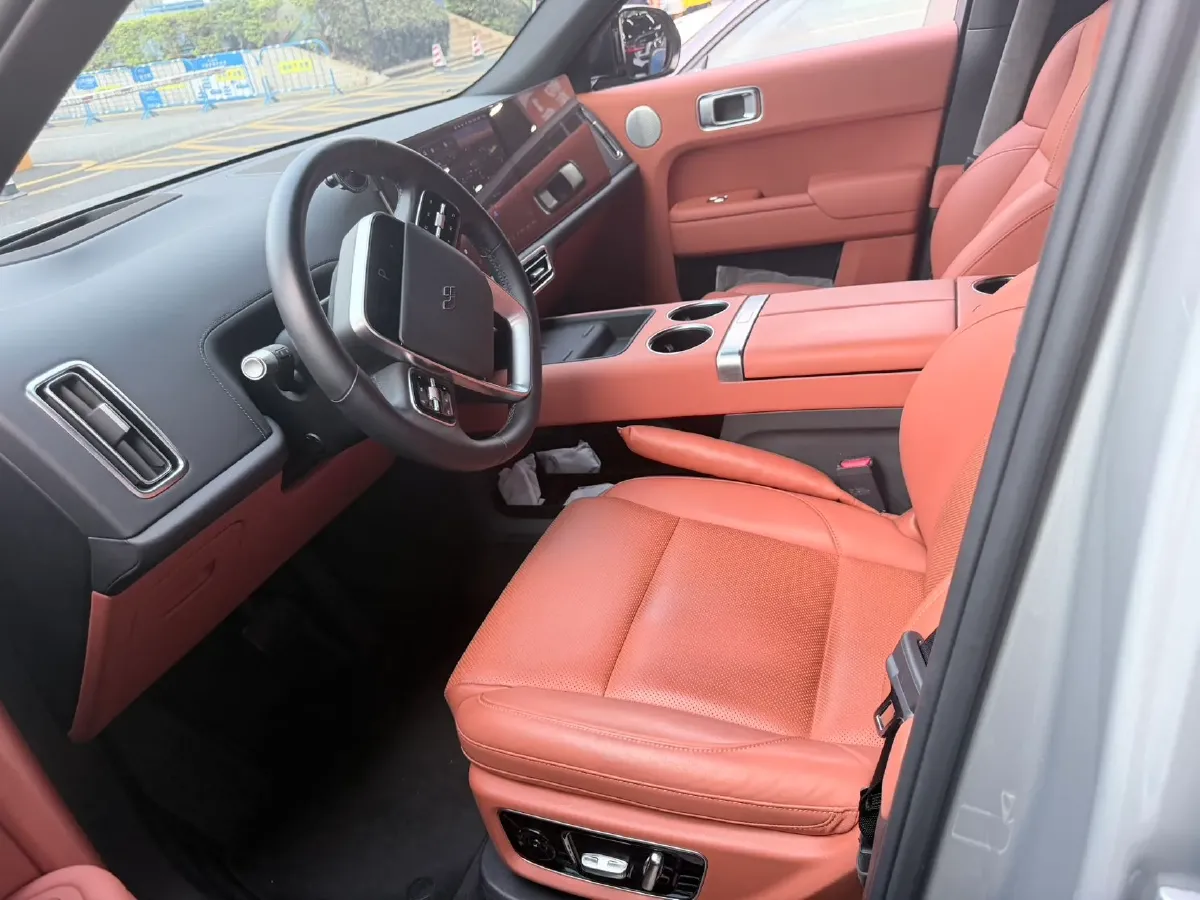 2022 Li L9 Range Extended 154HP REEV 42.6KWH,autocango,china used car exporter,china ev exporter,chinese used car exporter,chinese used ev exporter