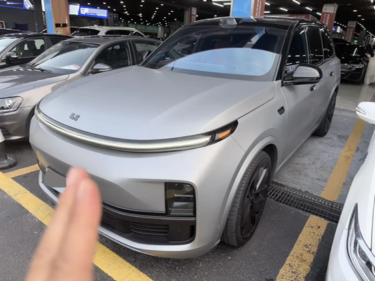 2022 Li L9 Range Extended 154HP REEV 42.6KWH,autocango,china used car exporter,china ev exporter,chinese used car exporter,chinese used ev exporter