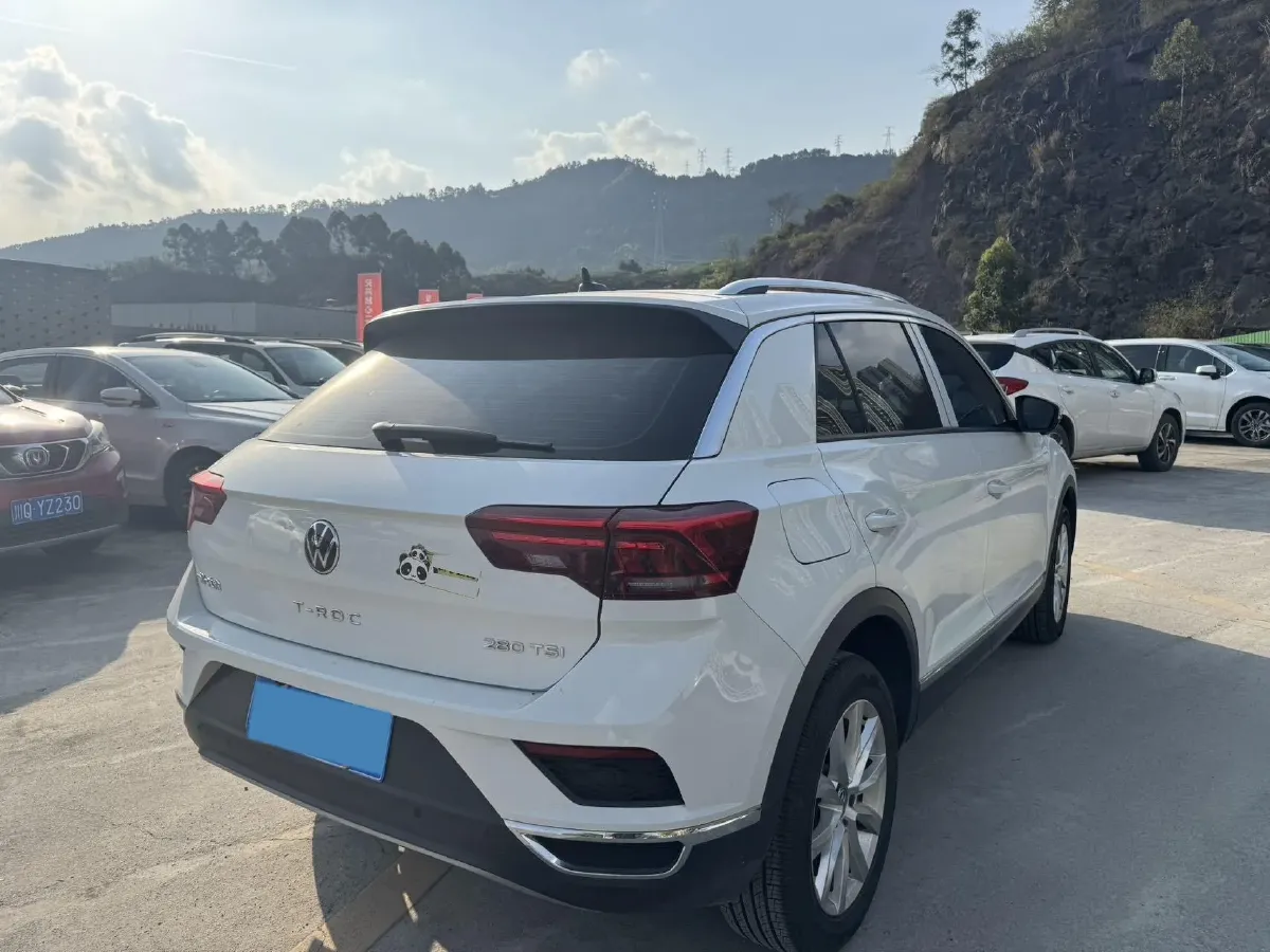 2022 Volkswagen T-Roc 1.4T 150HP L4 7DCT,autocango,china used car exporter,china ev exporter,chinese used car exporter,chinese used ev exporter