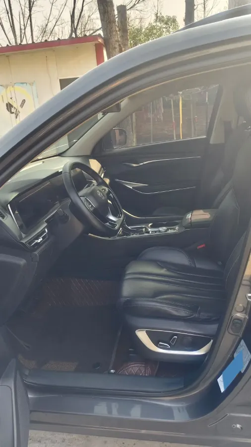 2020 ChangAn CS75 Plus 1.5T 178HP L4 6AT,autocango,china used car exporter,china ev exporter,chinese used car exporter,chinese used ev exporter