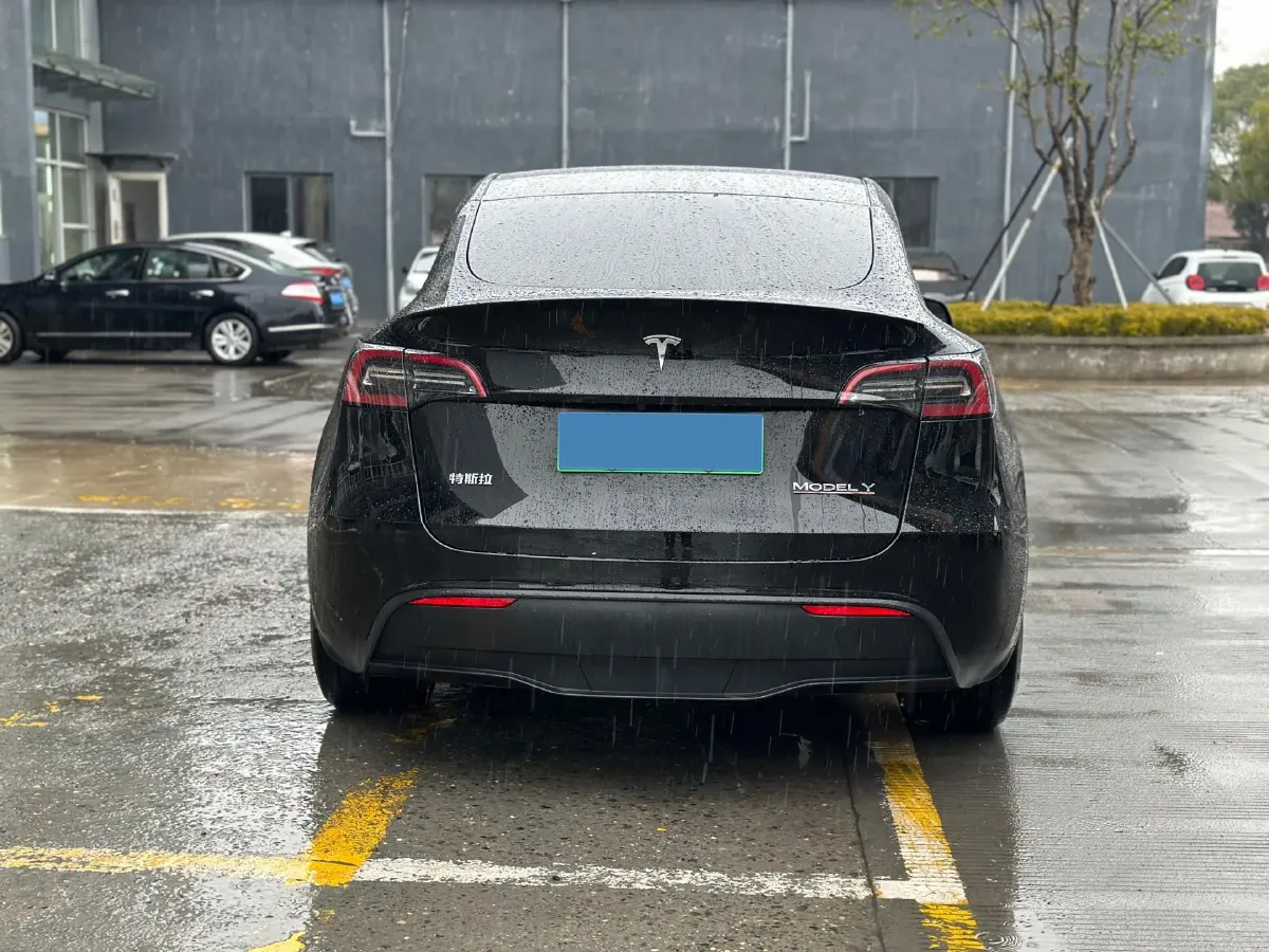 2022 Tesla Model Y BEV 60KWH,autocango,china used car exporter,china ev exporter,chinese used car exporter,chinese used ev exporter
