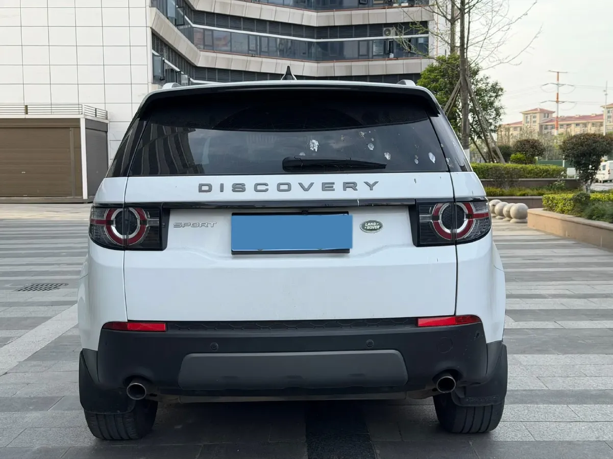 2018 Land Rover Discovery Sport 2.0T 241HP L4 9AT,autocango,china used car exporter,china ev exporter,chinese used car exporter,chinese used ev exporter