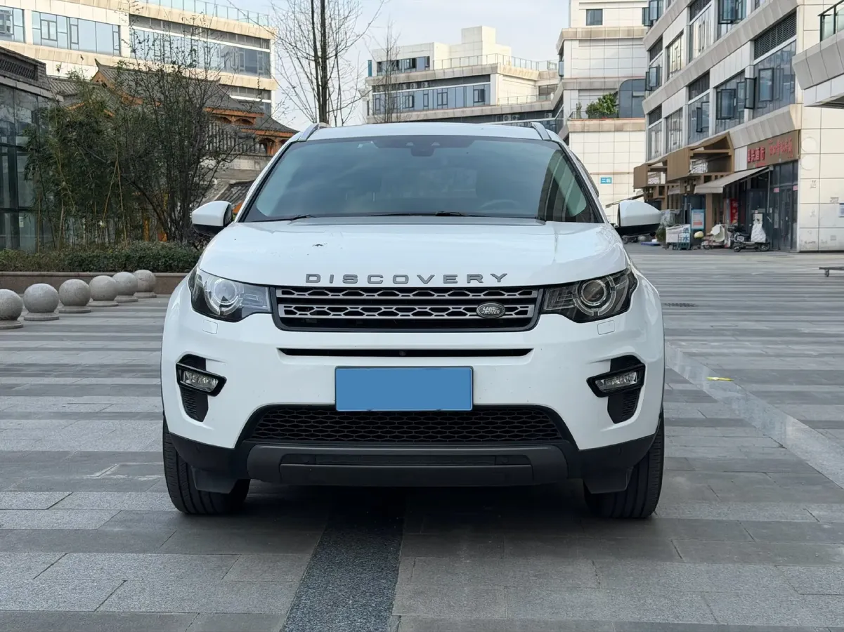 2018 Land Rover Discovery Sport 2.0T 241HP L4 9AT,autocango,china used car exporter,china ev exporter,chinese used car exporter,chinese used ev exporter