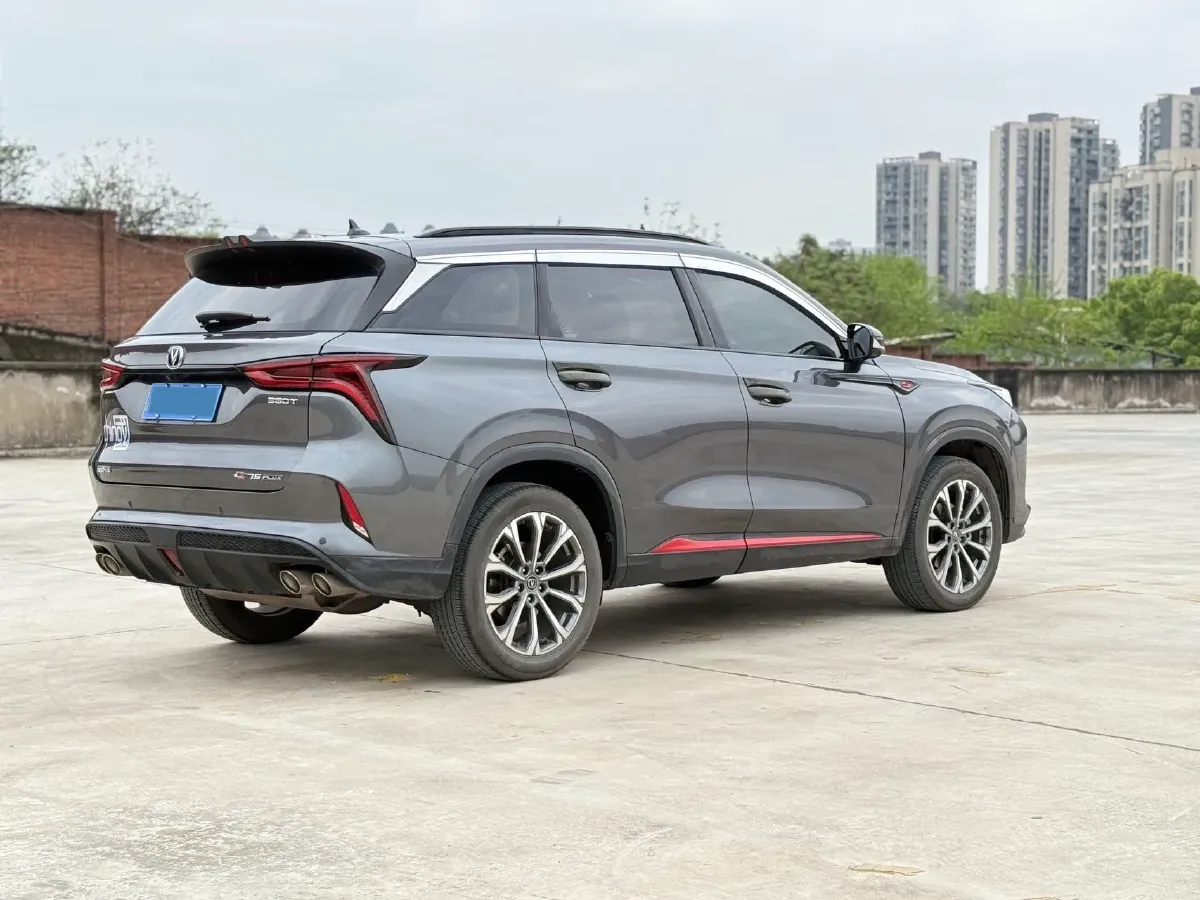 2022 ChangAn CS75 Plus 2.0T 233HP L4 8AT,autocango,china used car exporter,china ev exporter,chinese used car exporter,chinese used ev exporter