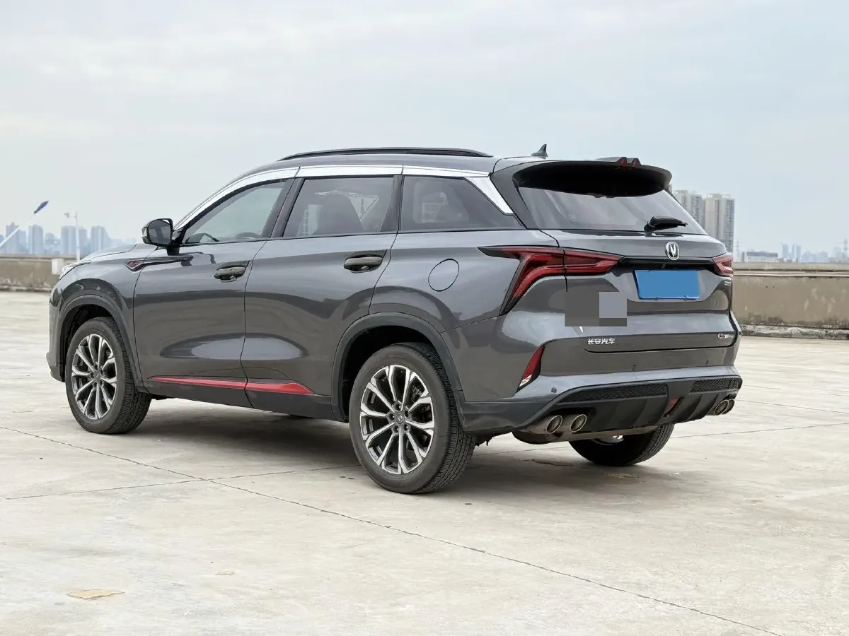 2022 ChangAn CS75 Plus 2.0T 233HP L4 8AT,autocango,china used car exporter,china ev exporter,chinese used car exporter,chinese used ev exporter