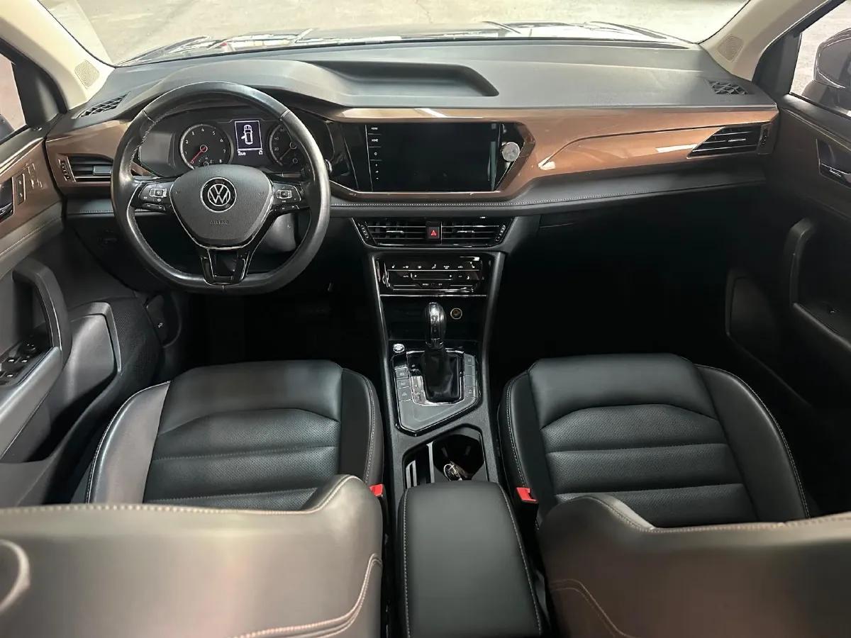 2021 Volkswagen Tharu 1.4T 150HP L4 7DCT,autocango,china used car exporter,china ev exporter,chinese used car exporter,chinese used ev exporter
