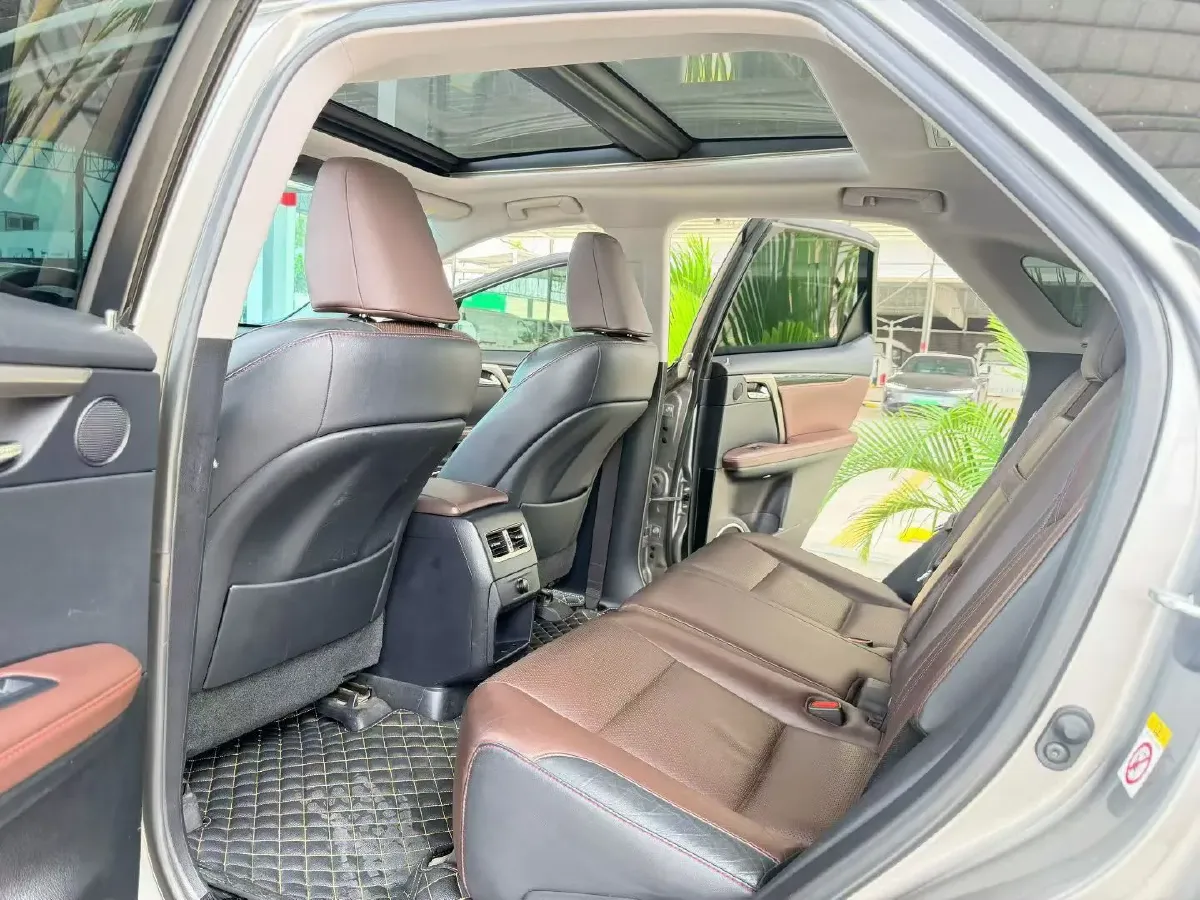 2016 Mercedes-Benz A AMG 2.0T 381HP L4 7DCT,autocango,china used car exporter,china ev exporter,chinese used car exporter,chinese used ev exporter