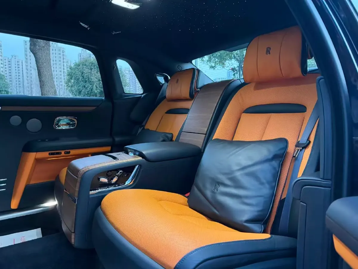 2021 Rolls-Royce Ghost 6.7T 571HP V12 8AT,autocango,china used car exporter,china ev exporter,chinese used car exporter,chinese used ev exporter