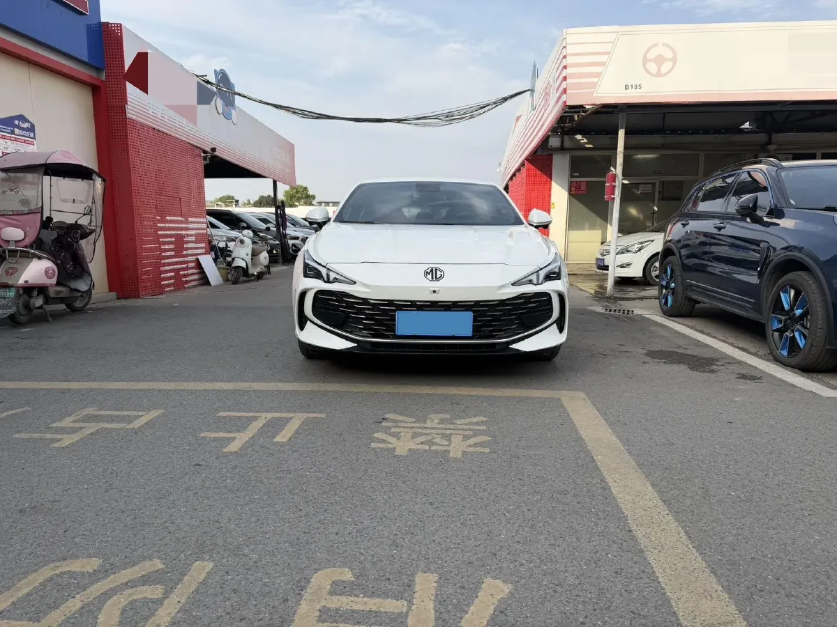2023 MG 7 2.0T 261HP L4 9AT,autocango,china used car exporter,china ev exporter,chinese used car exporter,chinese used ev exporter