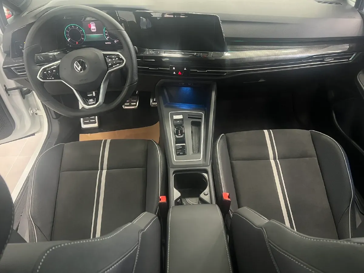 2023 Volkswagen Golf 1.4T 150HP L4 7DCT,autocango,china used car exporter,china ev exporter,chinese used car exporter,chinese used ev exporter