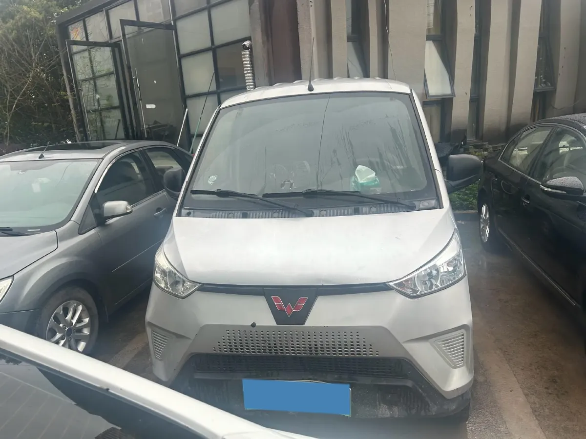 2022 WuLing EV50 BEV 35.904KWH,autocango,china used car exporter,china ev exporter,chinese used car exporter,chinese used ev exporter