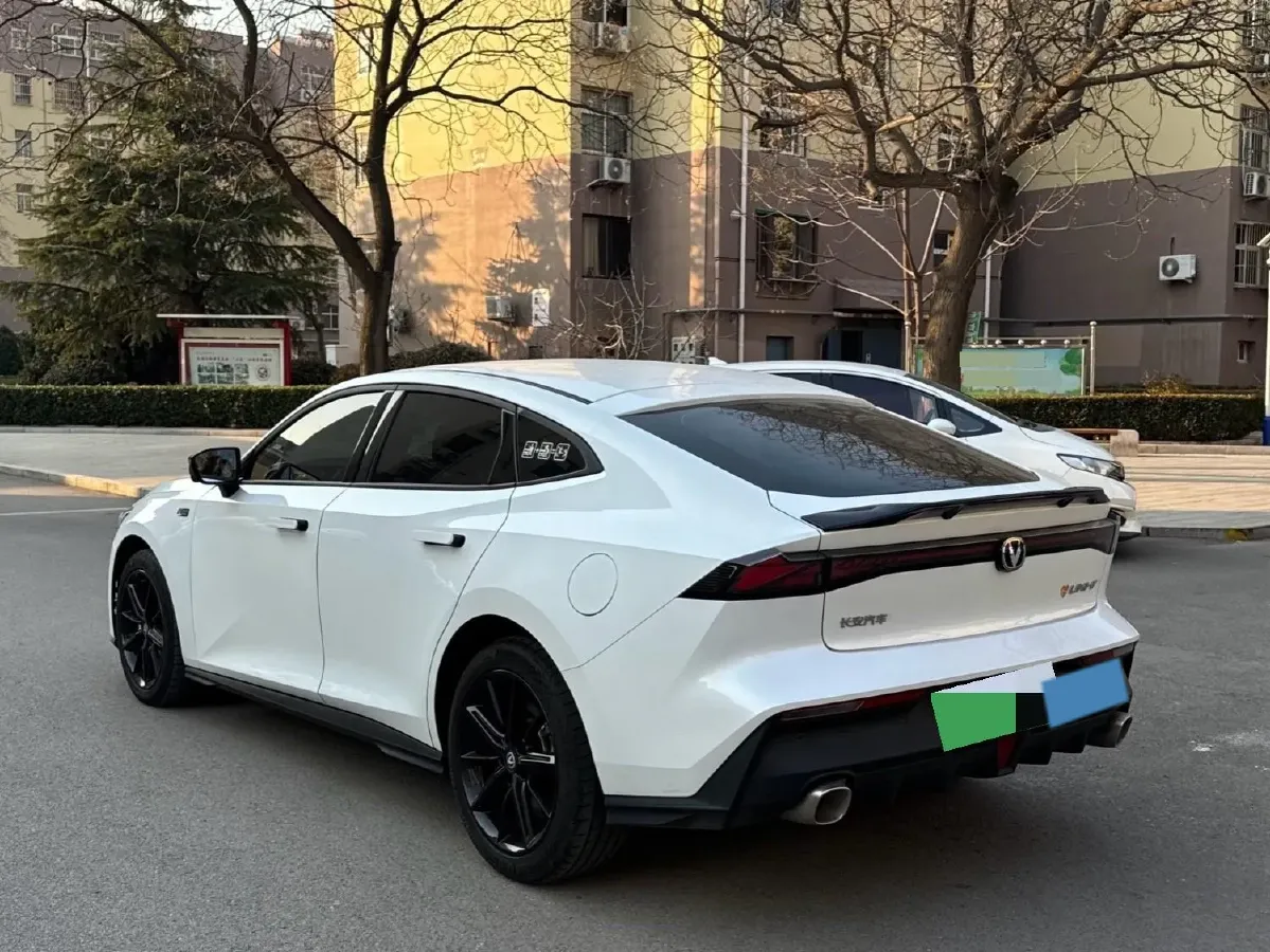 2023 ChangAn UNI-V iDD 1.5T 170HP L4 6TCT PHEV 18.4KWH,autocango,china used car exporter,china ev exporter,chinese used car exporter,chinese used ev exporter