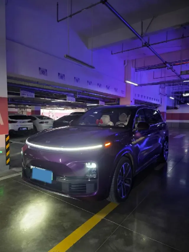 2023 Li L9 Range Extended 154HP REEV 42.6KWH,autocango,china used car exporter,china ev exporter,chinese used car exporter,chinese used ev exporter