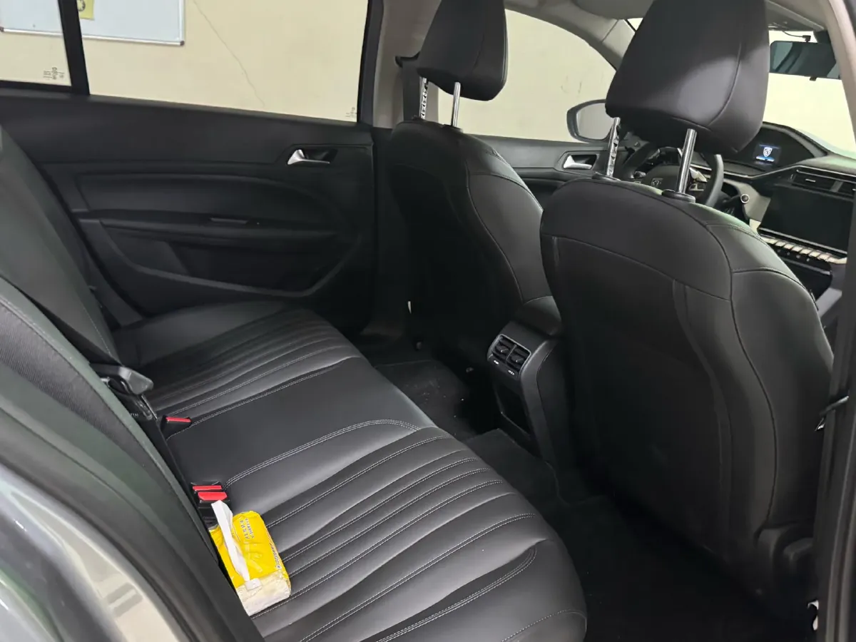 2024 Peugeot 408 1.5T 173HP L4 6AT,autocango,china used car exporter,china ev exporter,chinese used car exporter,chinese used ev exporter