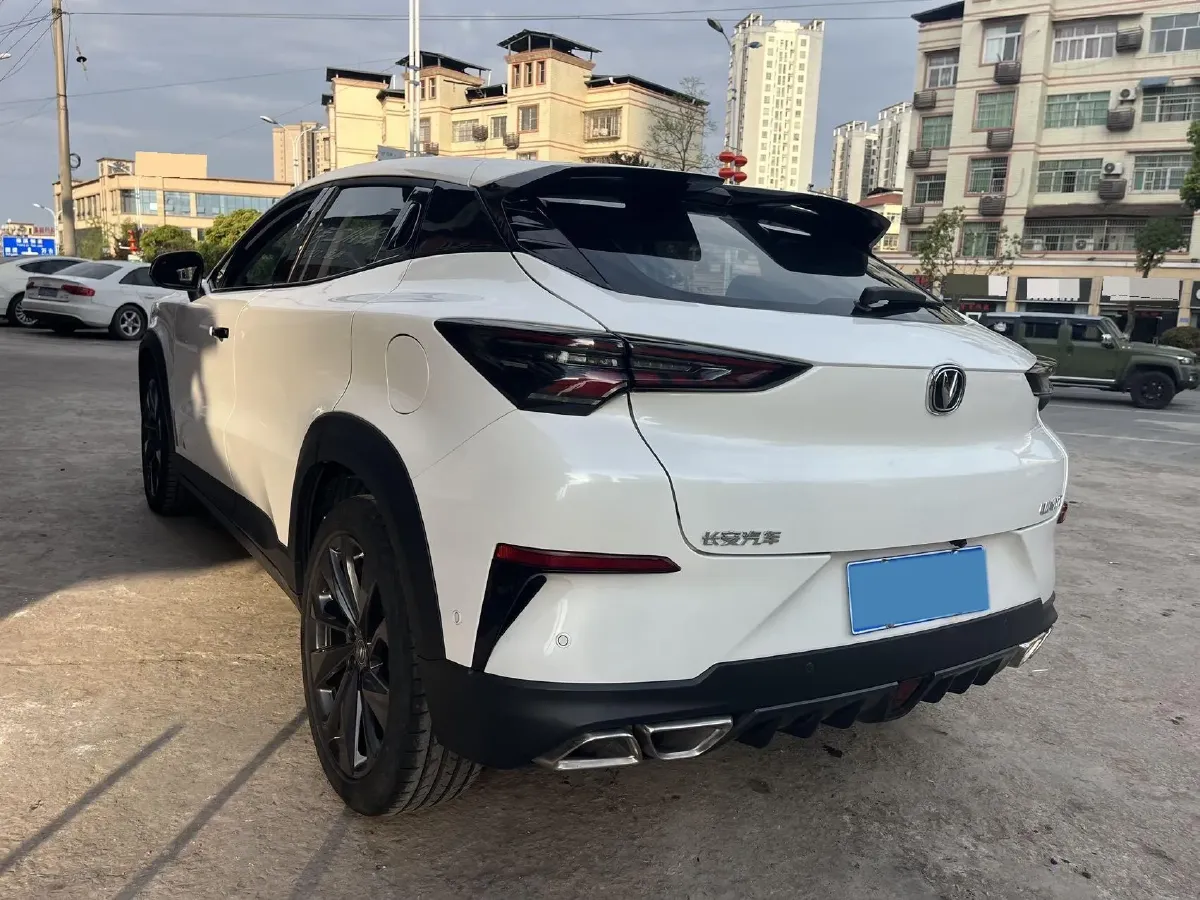 2020 ChangAn UNI-T 1.5T 180HP L4 7DCT,autocango,china used car exporter,china ev exporter,chinese used car exporter,chinese used ev exporter