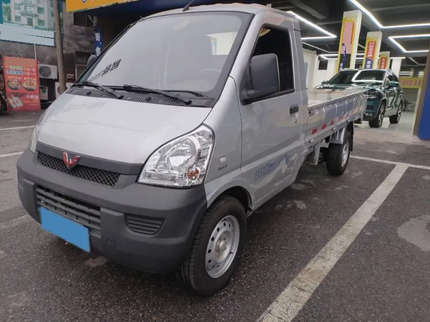2021 WuLing RongGuang Mini Truck 1.5L 99HP L4 5MT,autocango,china used car exporter,china ev exporter,chinese used car exporter,chinese used ev exporter