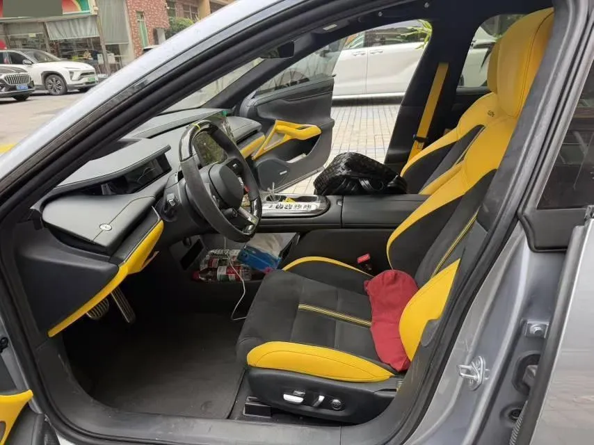 2025 MI SU7 Ultra BEV 93.7KWH,autocango,china used car exporter,china ev exporter,chinese used car exporter,chinese used ev exporter