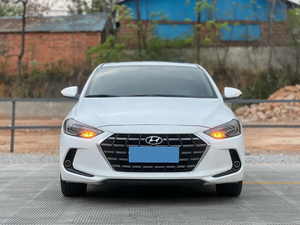 2019 Hyundai Elantra 1.5L 115HP L4 CVT,autocango,china used car exporter,china ev exporter,chinese used car exporter,chinese used ev exporter