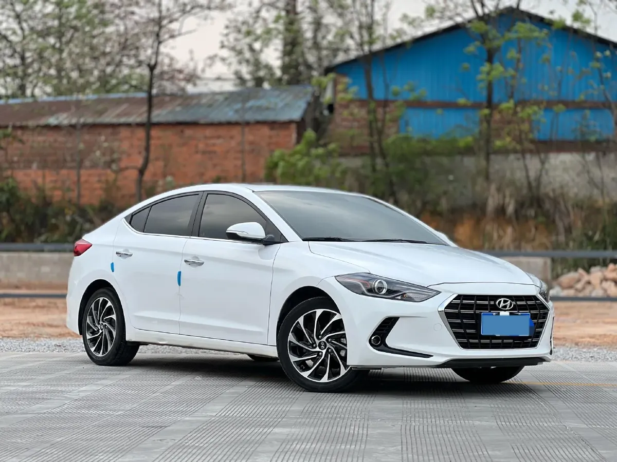 2019 Hyundai Elantra 1.5L 115HP L4 CVT,autocango,china used car exporter,china ev exporter,chinese used car exporter,chinese used ev exporter
