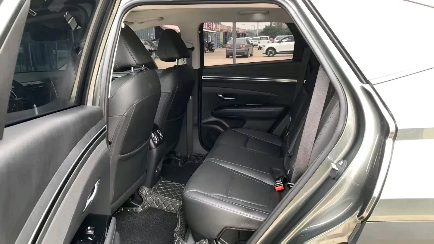 2021 Hyundai Tucson 1.5T 200HP L4 7DCT,autocango,china used car exporter,china ev exporter,chinese used car exporter,chinese used ev exporter