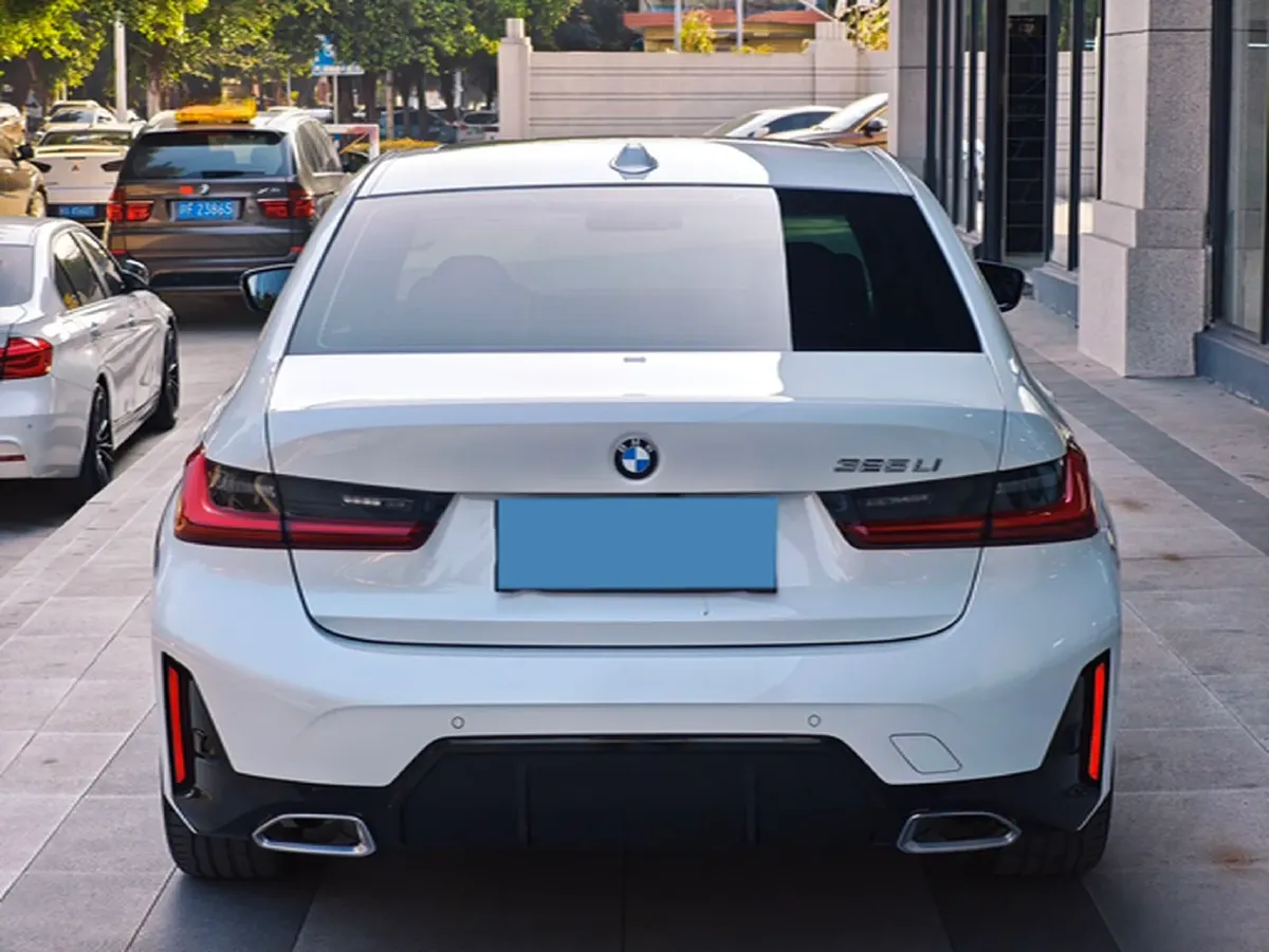 2025 BMW 3 Series 2.0T 184HP L4 8AT,autocango,china used car exporter,china ev exporter,chinese used car exporter,chinese used ev exporter