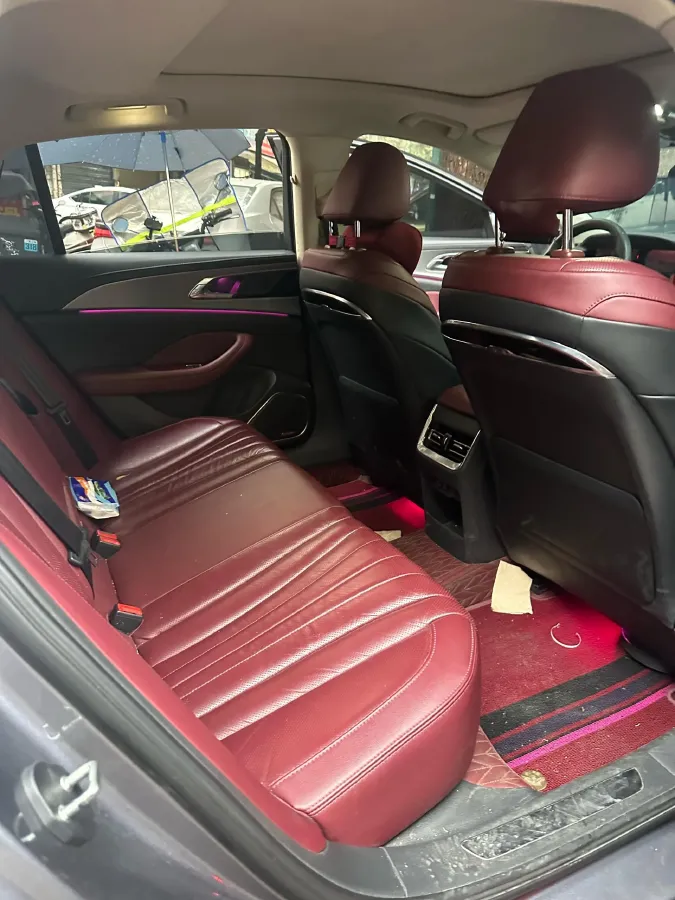 2023 HongQi H5 2.0T 224HP L4 8AT,autocango,china used car exporter,china ev exporter,chinese used car exporter,chinese used ev exporter