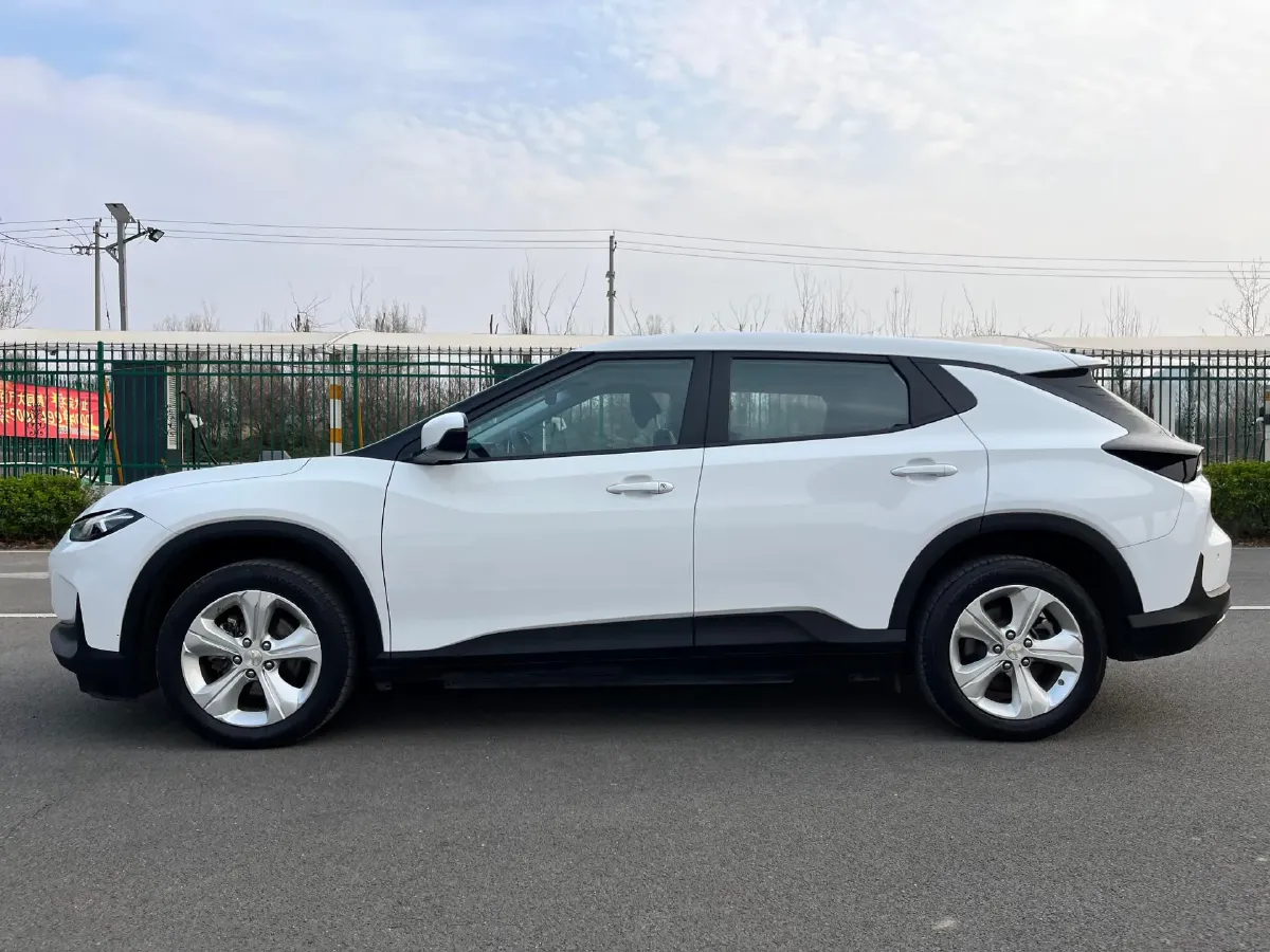 2022 Chevrolet Menlo BEV 61.1KWH,autocango,china used car exporter,china ev exporter,chinese used car exporter,chinese used ev exporter
