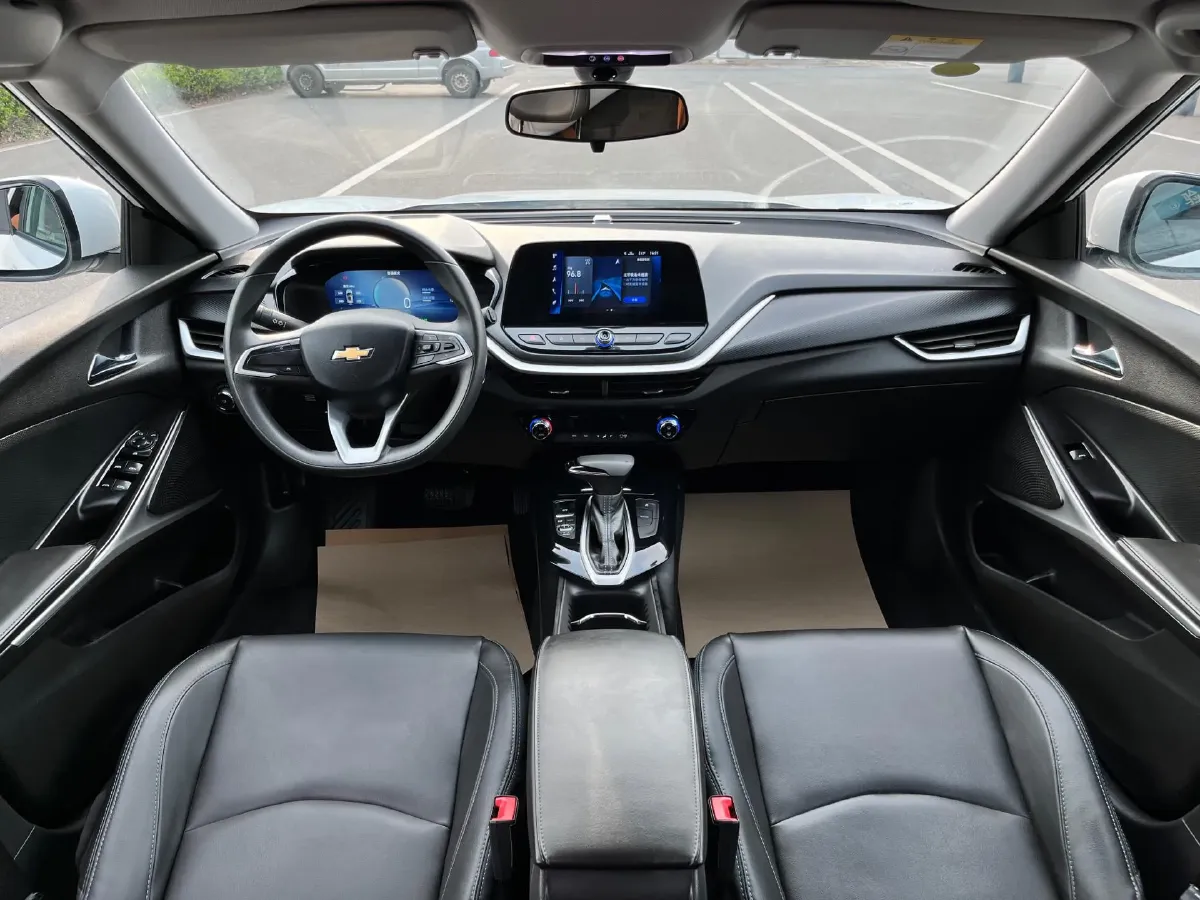2022 Chevrolet Menlo BEV 61.1KWH,autocango,china used car exporter,china ev exporter,chinese used car exporter,chinese used ev exporter